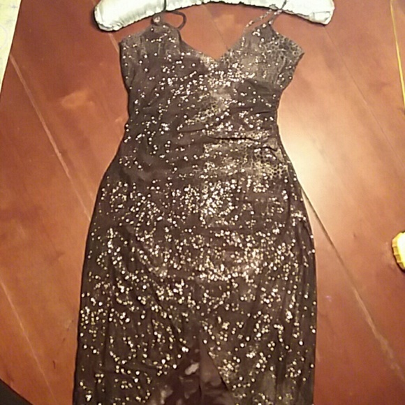 🔔EXTRA EXTRA!  Hourglass slinky glittered dress - Picture 4 of 6